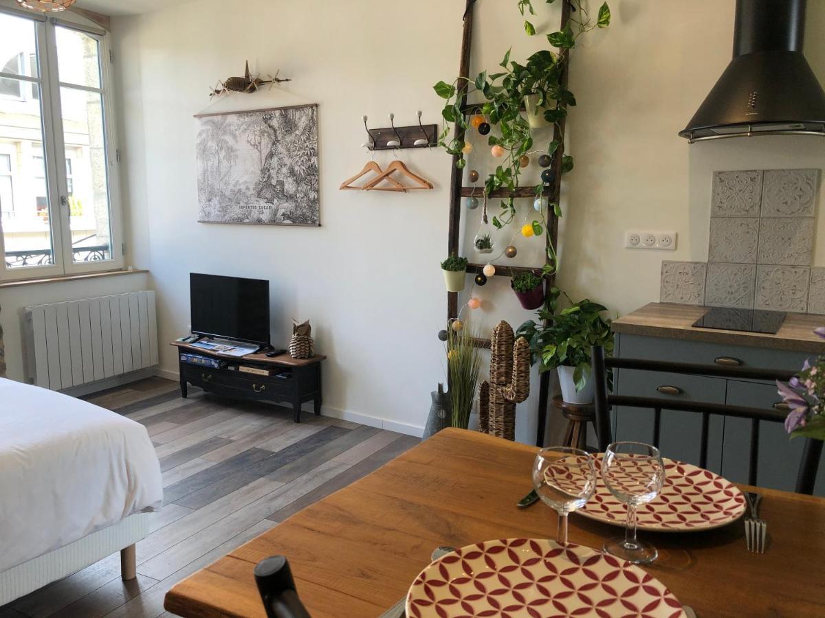 Appartement Centre-Ville Avec Terrasse Rustique Ванн Экстерьер фото